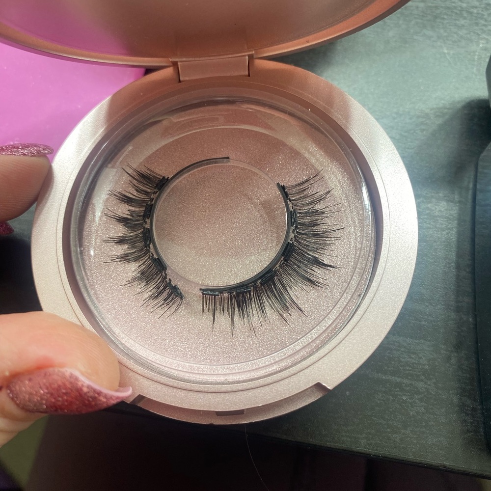 Magnetic lashes - Picture 3 of 6
